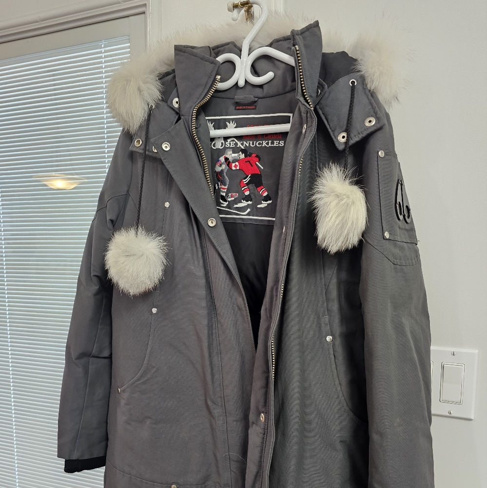 Large lady's jacket!moose knuckle